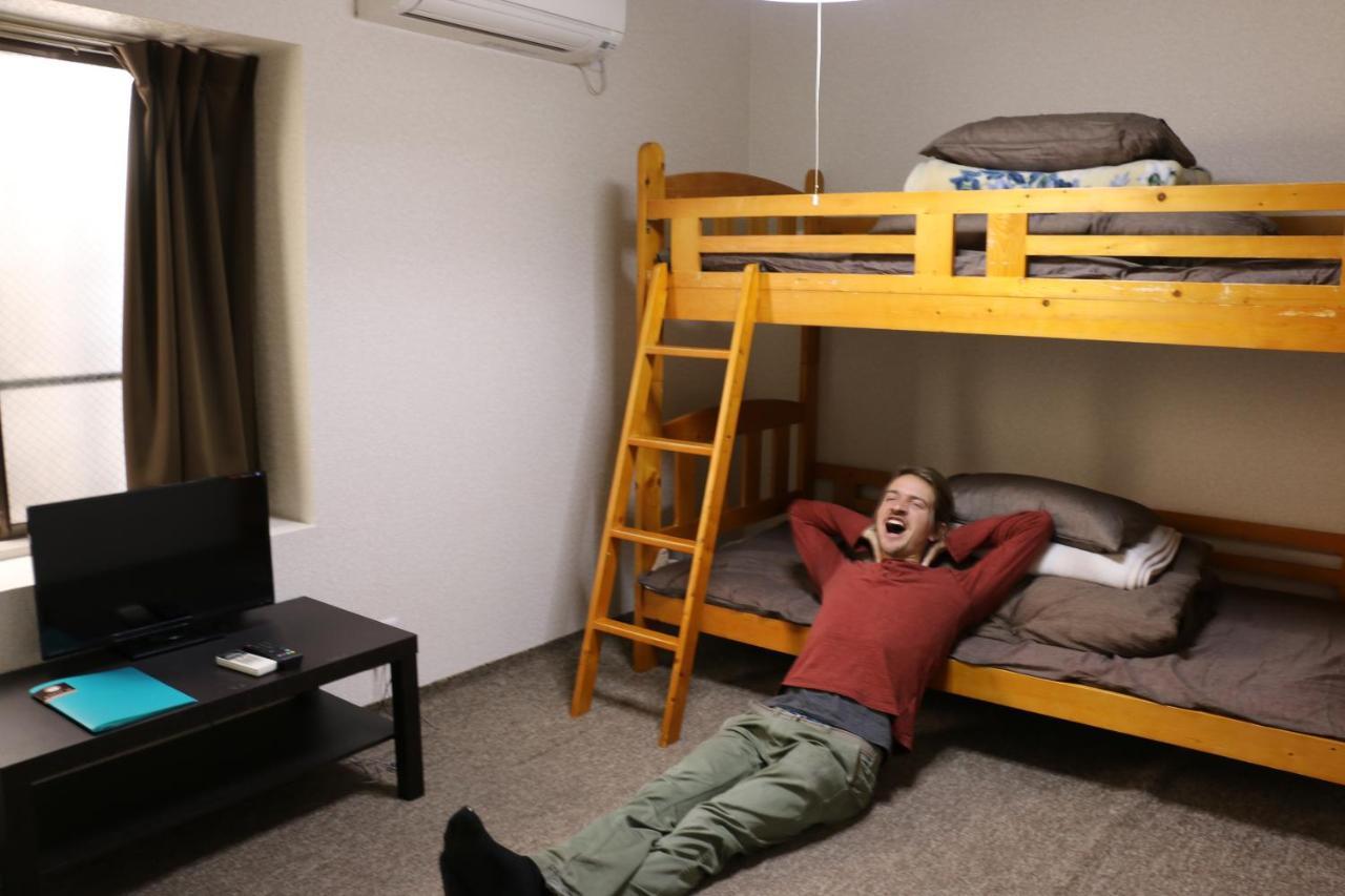 Tomato Guest House Кіото Екстер'єр фото